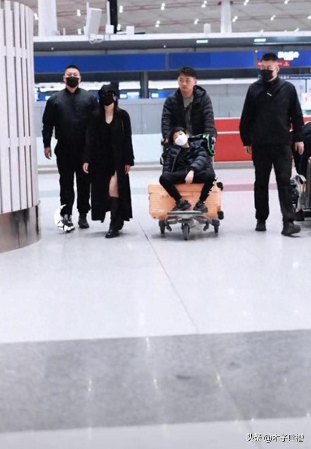 云开体育官网-一天4大瓜炸穿内娱!陈晓狠撕陈妍希,出轨插足塌房全齐活